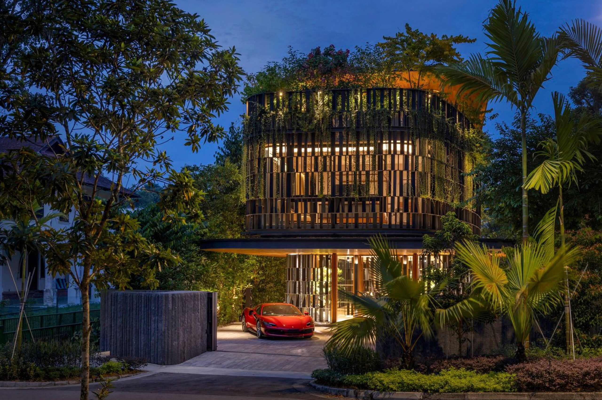 Touching Eden House